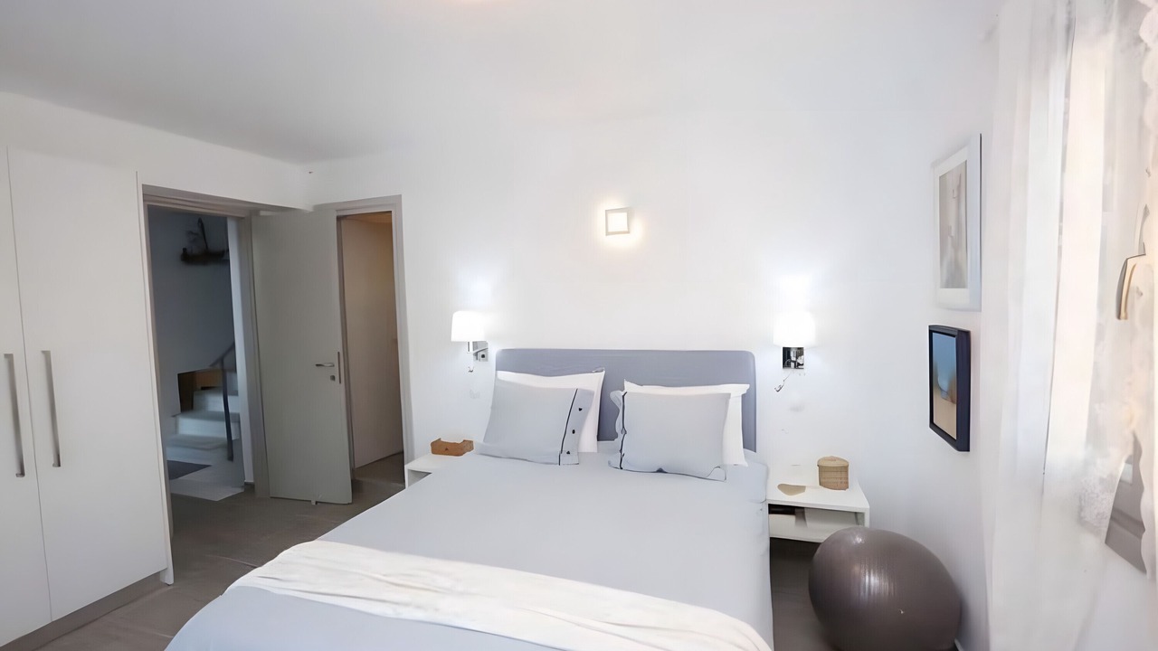 Photo of Bedroom in Azolimnos