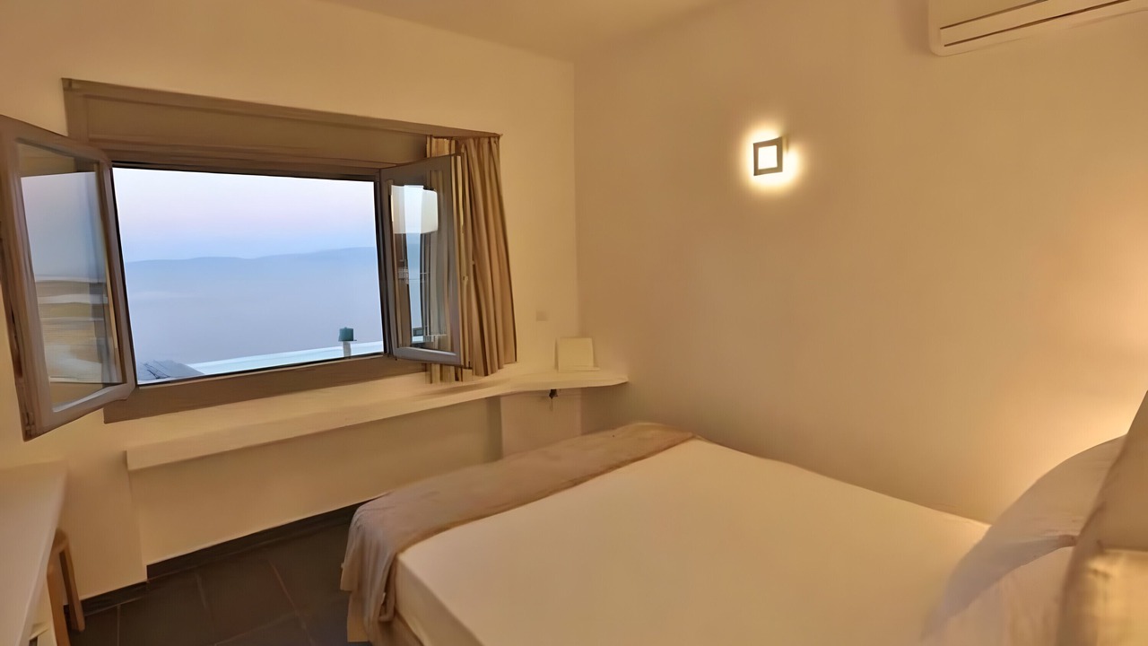 Photo of Bedroom in Azolimnos