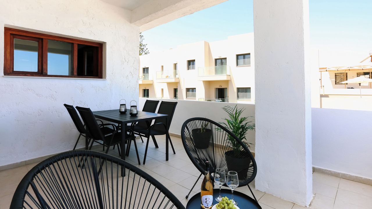 Photo of Others in Kokkini Chani