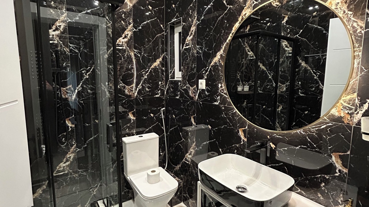 Photo of Bathroom in Larissa