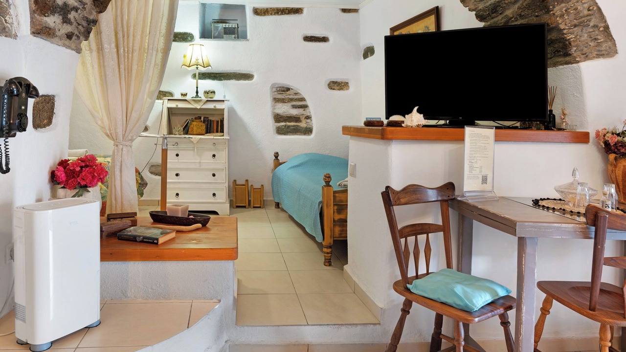 Photo of Bedroom in Kea