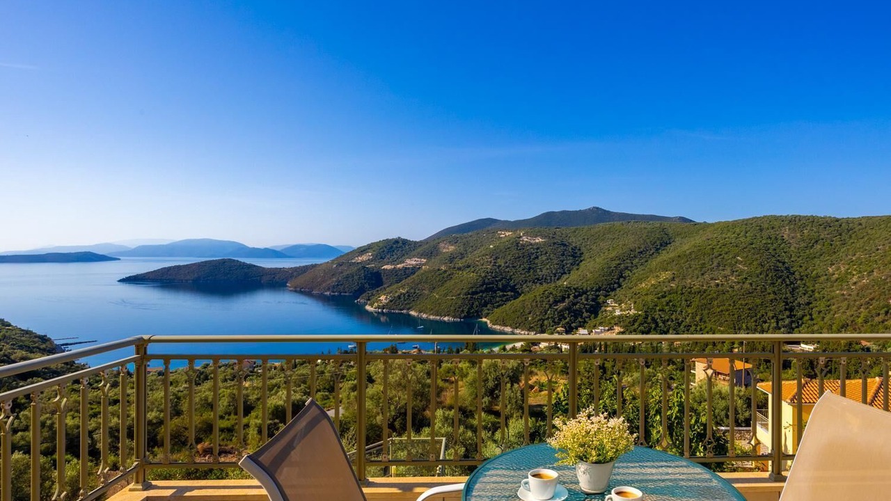 Photo of Outdoor in Mikros Gialos