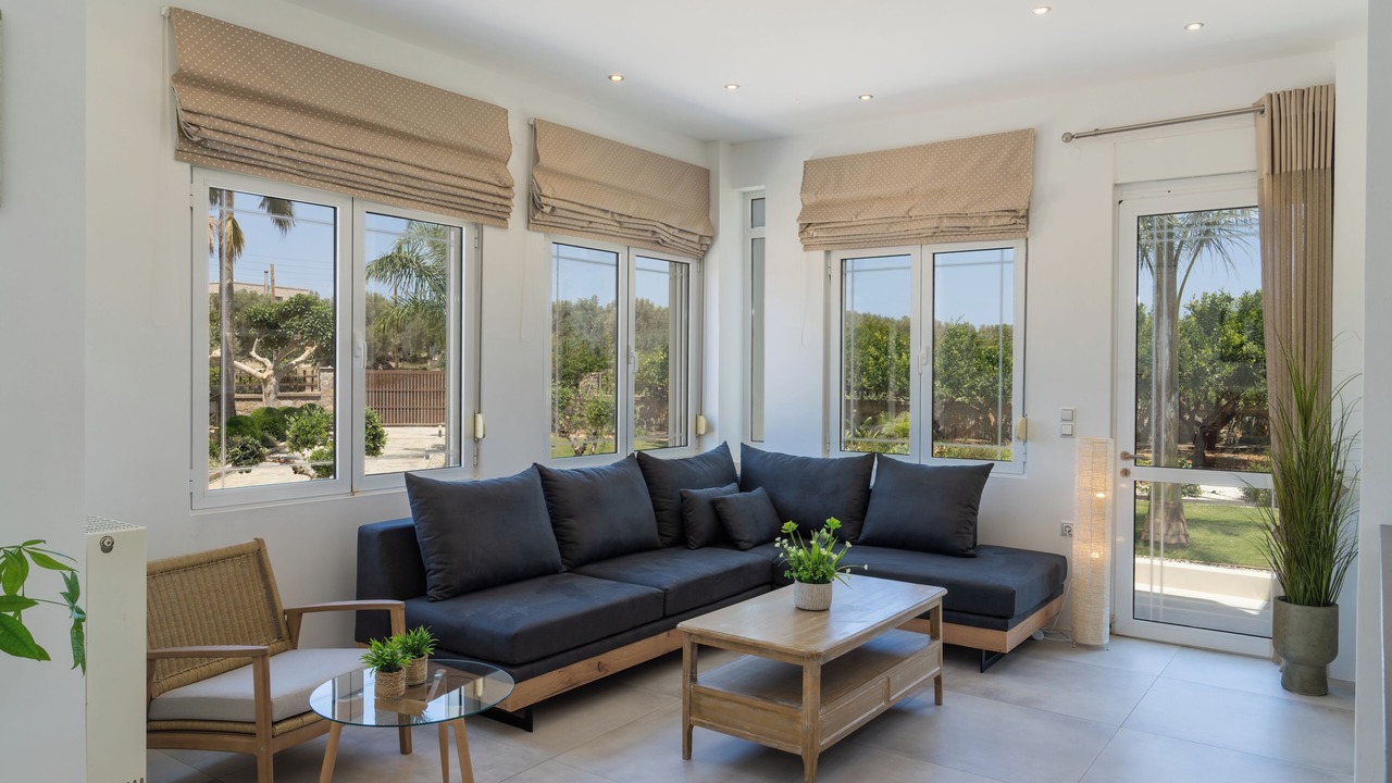 Photo of Livingroom in Adelianos Kampos