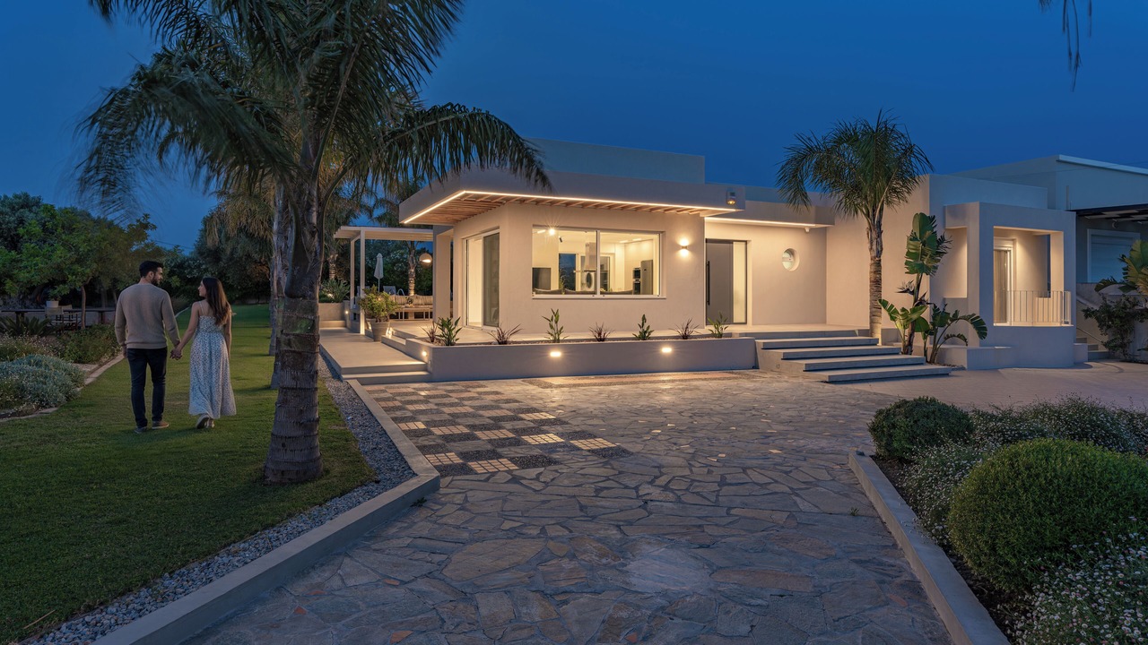 Photo of Outdoor in Adelianos Kampos