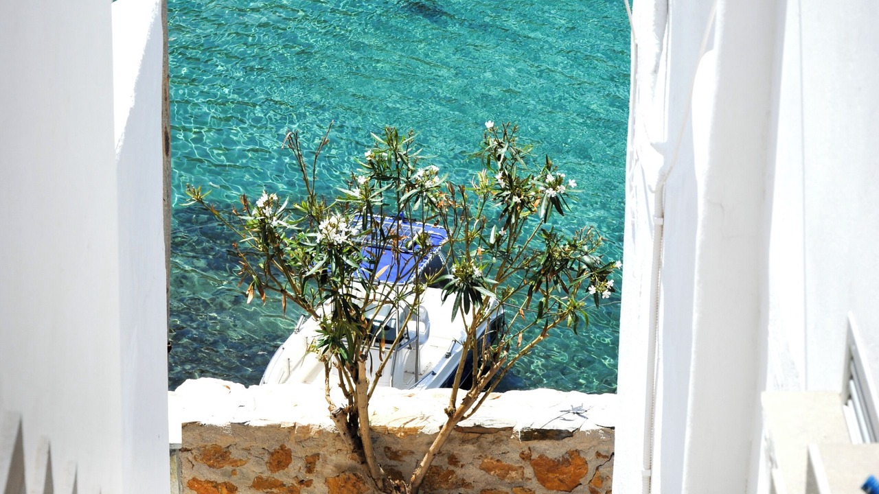 Photo of Outdoor in Herronisos