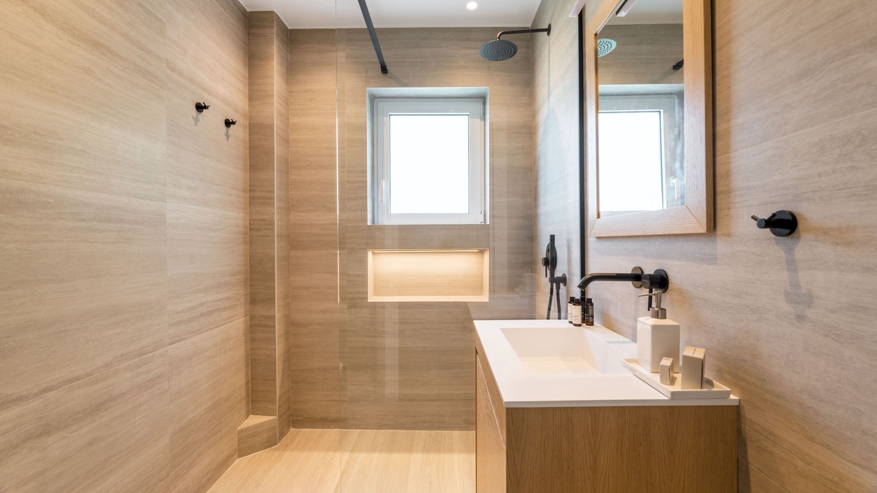 Photo of Bathroom in Amarousion