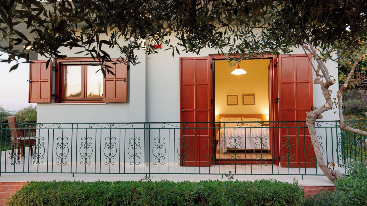 Photo of Outdoor in Platanes