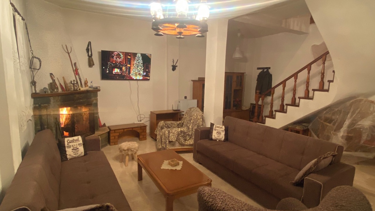 Photo of Livingroom in Ethikes