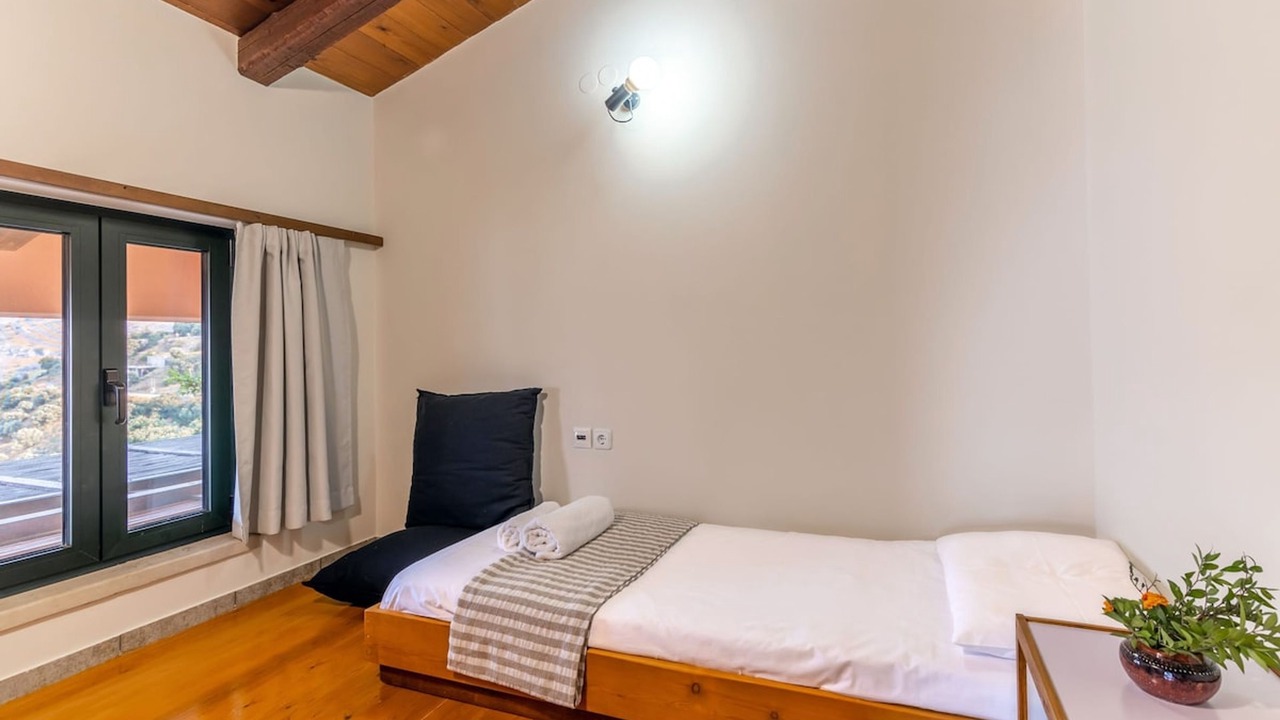 Photo of Bedroom in Linoperamata