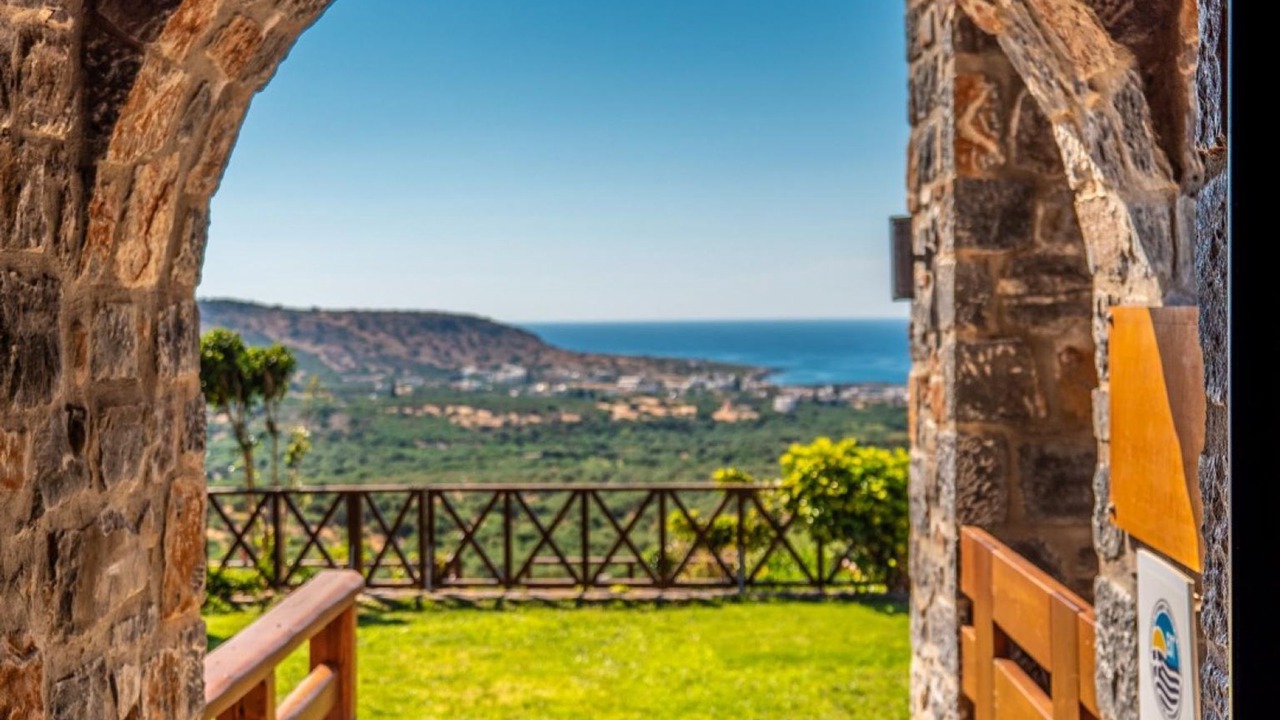 Photo of Patio Balcony in Milatos
