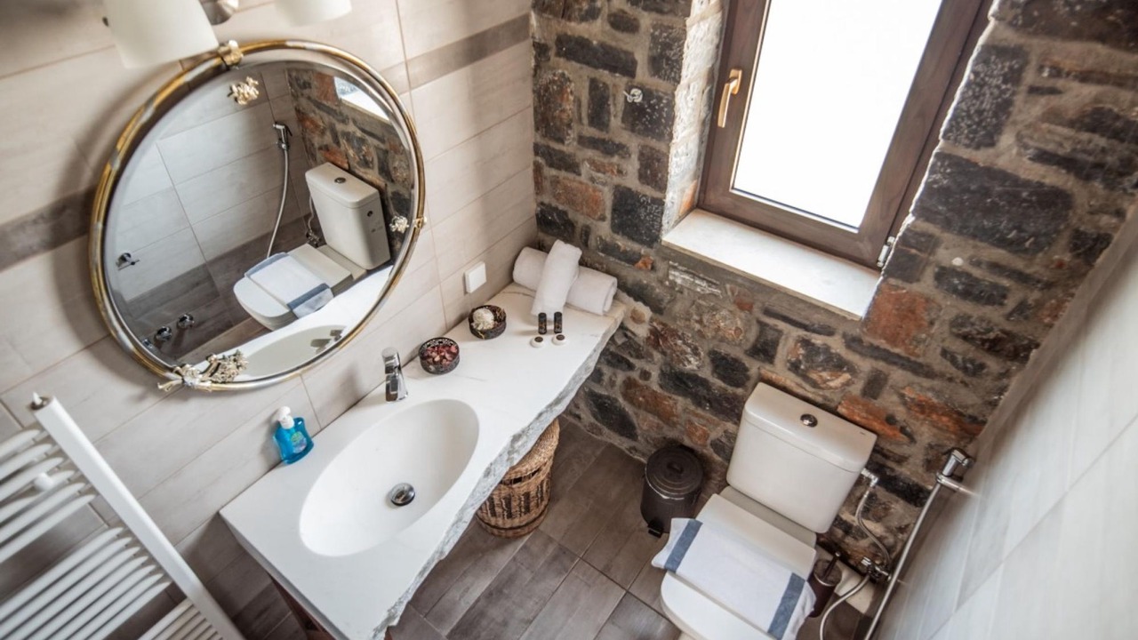 Photo of Bathroom in Milatos
