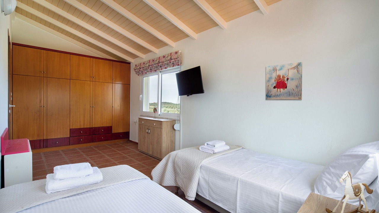 Photo of Bedroom in Chorafakia