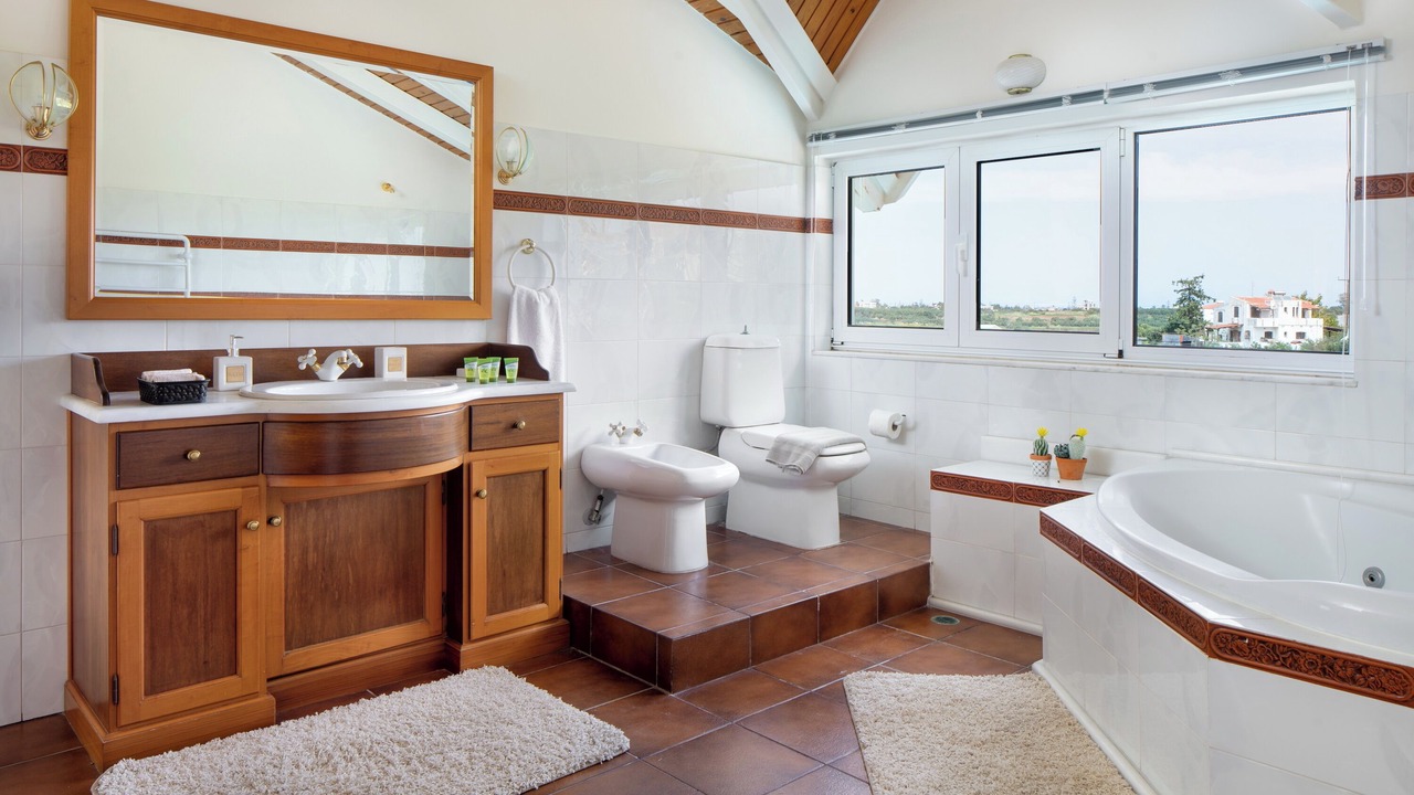 Photo of Bathroom in Chorafakia