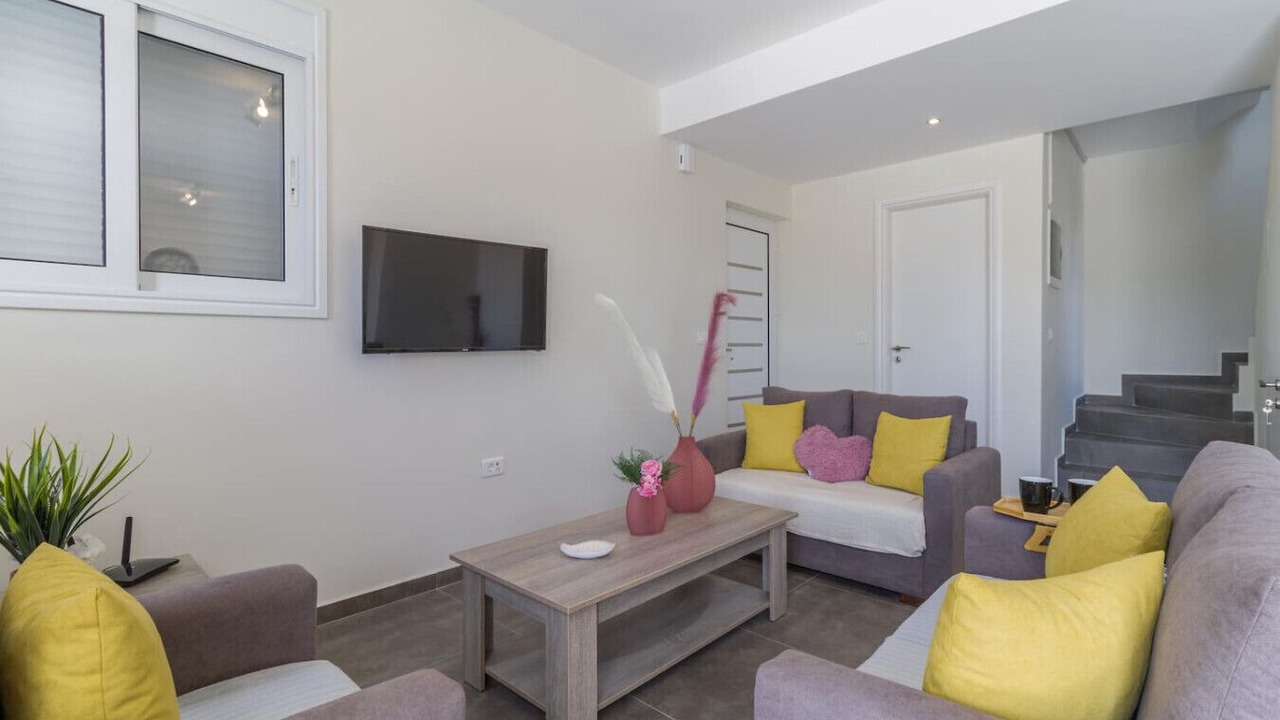 Photo of Livingroom in Isthmia