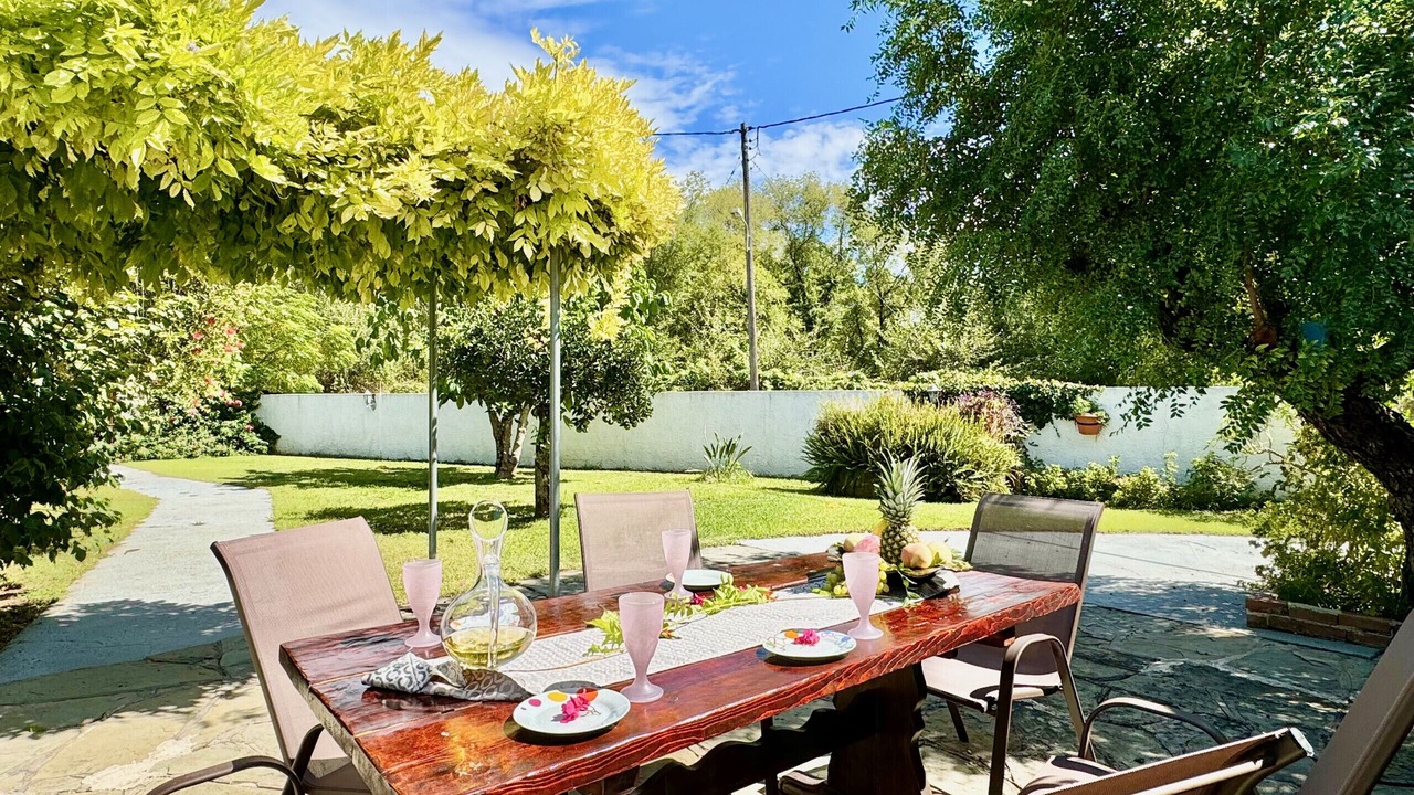 Photo of Outdoor in Ipsos