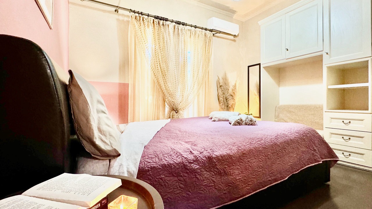 Photo of Bedroom in Ipsos