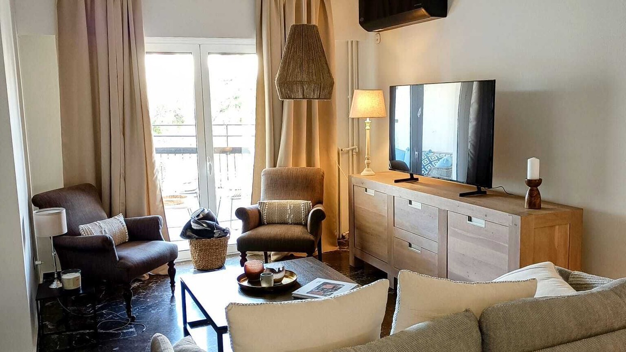 Photo of Livingroom in Marousi