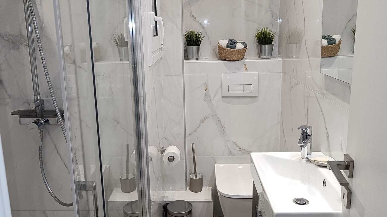 Photo of Bathroom in Marousi