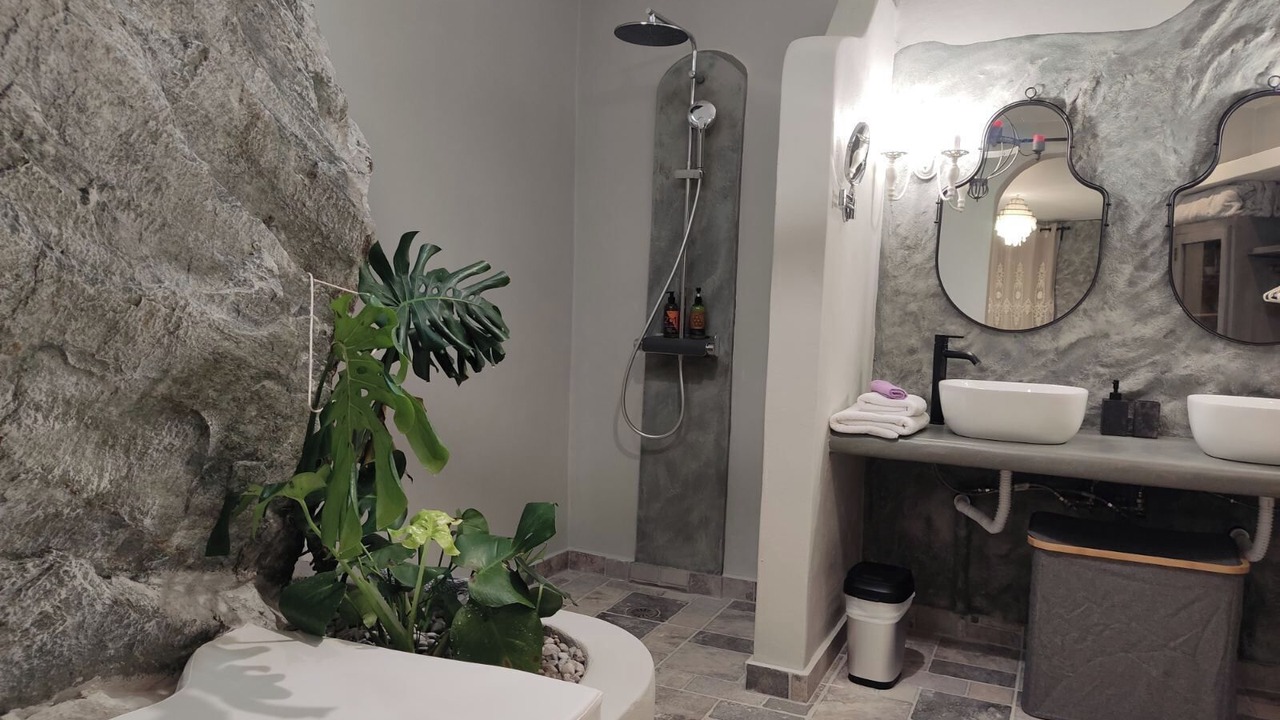 Photo of Bathroom in Agia Eleousa