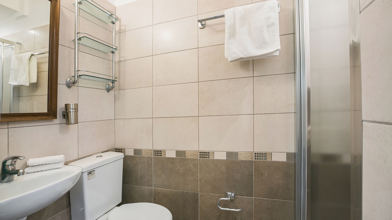 Photo of Bathroom in Leivathos
