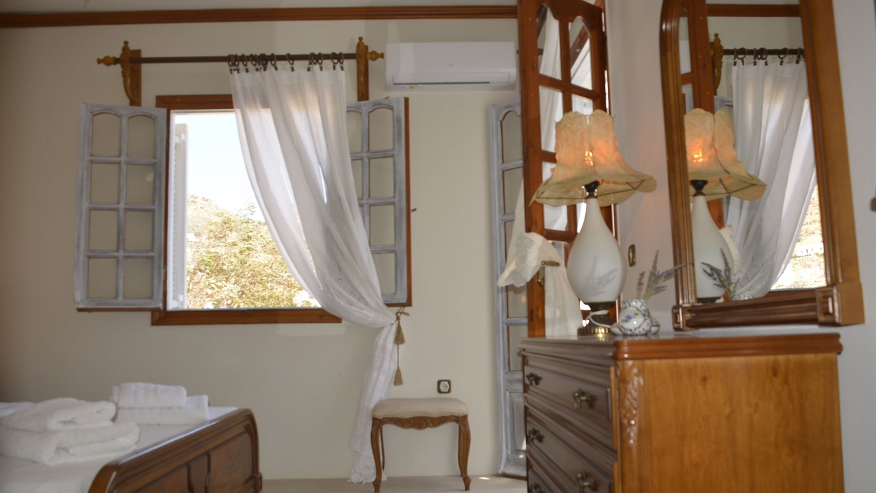 Photo of Bedroom in Naxos Town