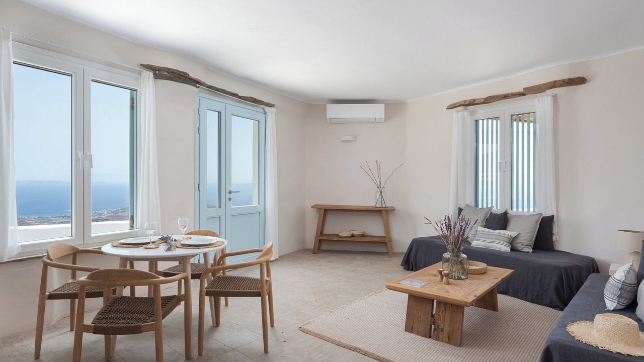Photo of Livingroom in Tinos Town
