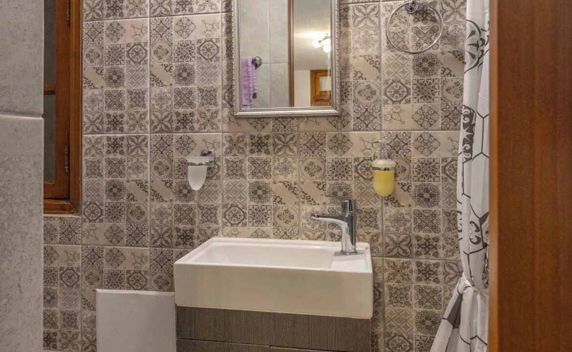 Photo of Bathroom in Koskinou