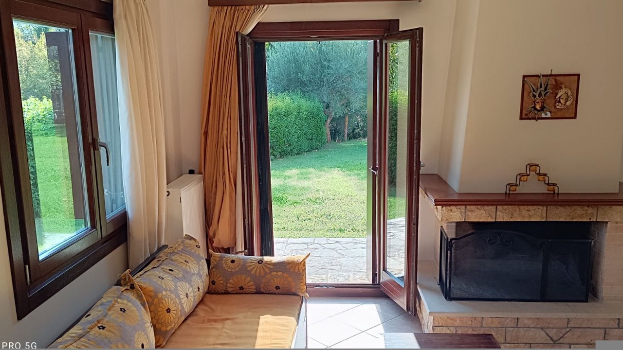 Photo of Livingroom in Gefira Mpania