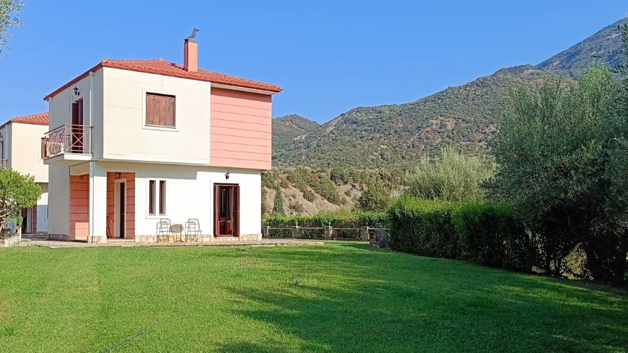Photo of Outdoor in Gefira Mpania