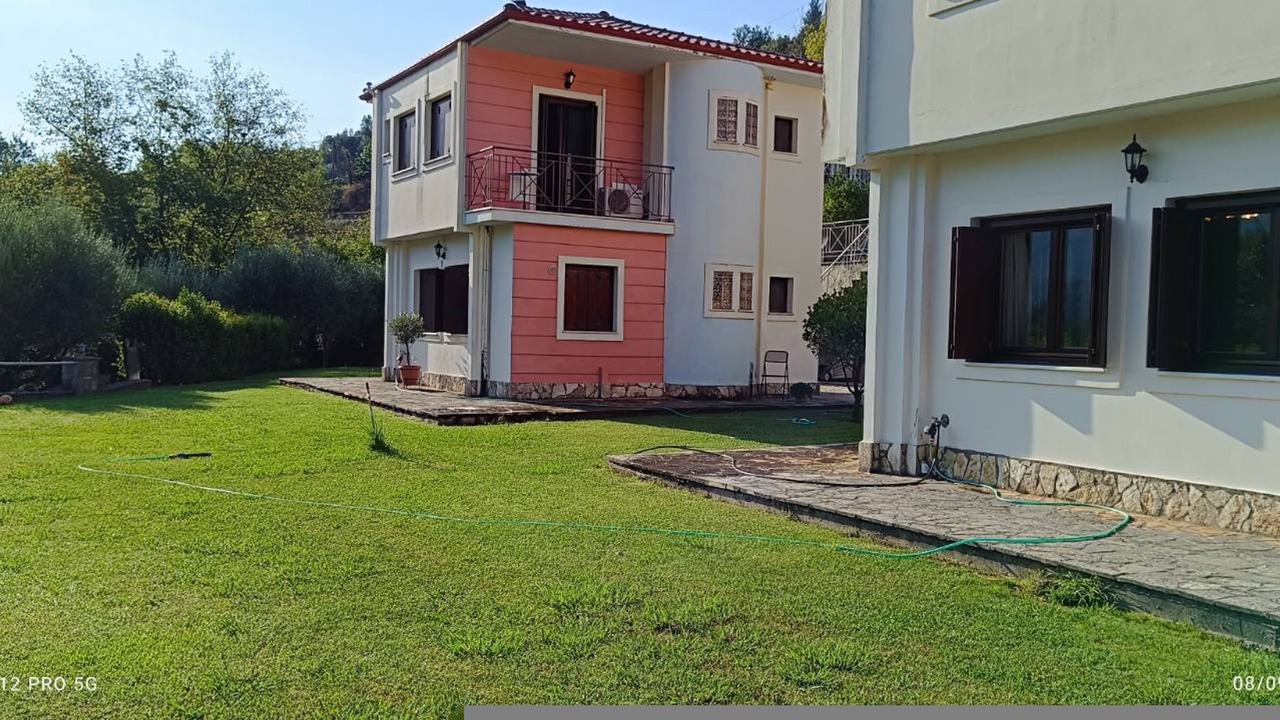 Photo of Outdoor in Gefira Mpania