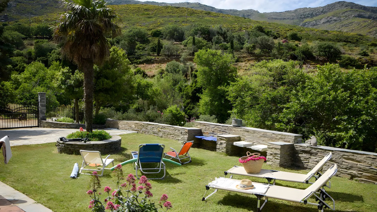 Photo of Patio Balcony in Andros