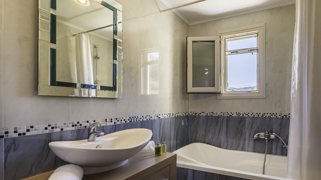 Photo of Bathroom in Kavallos