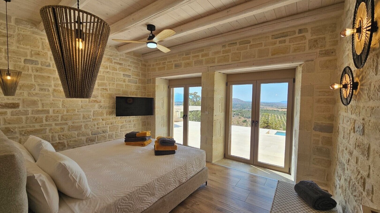 Photo of Bedroom in Monopari