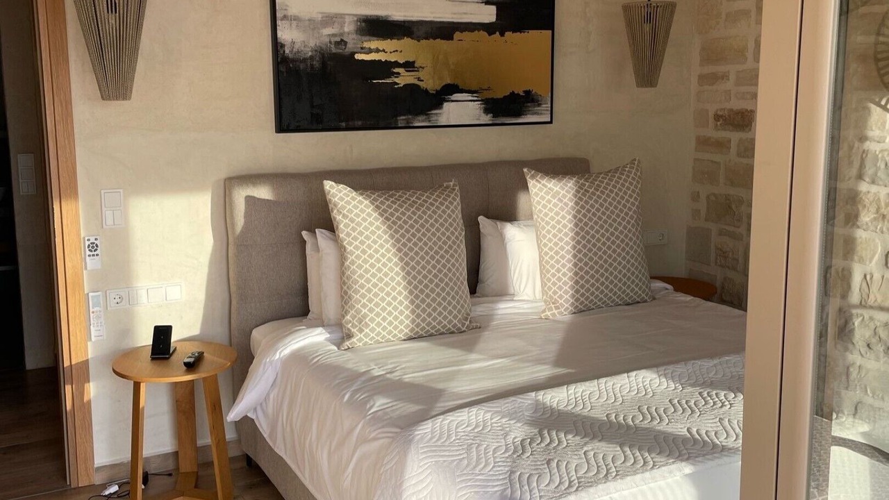 Photo of Bedroom in Monopari