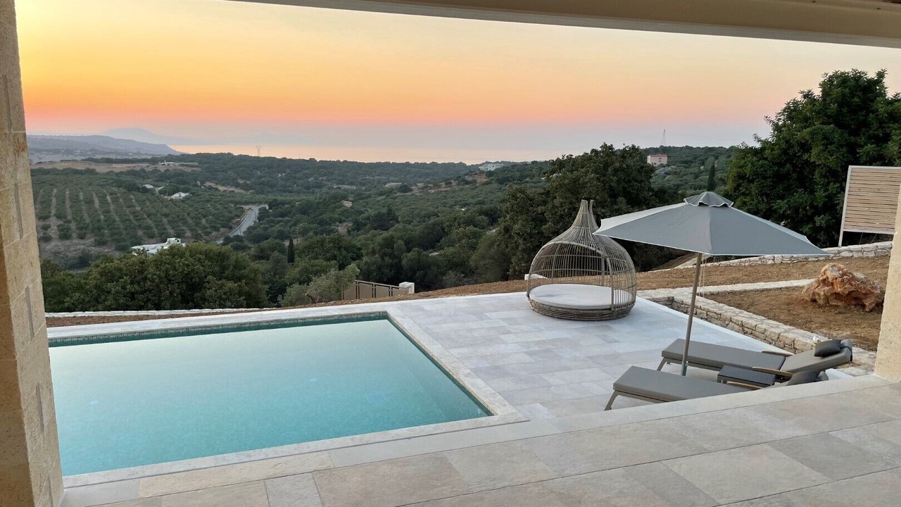 Photo of Outdoor in Monopari