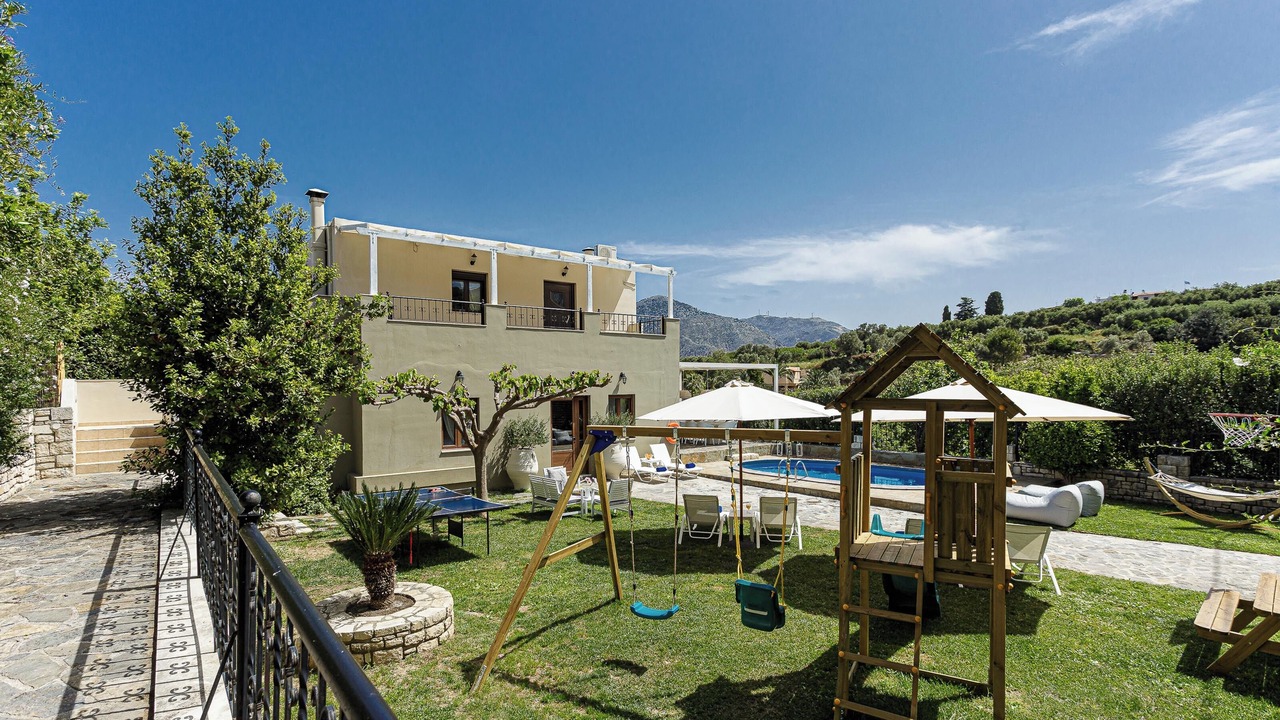 Photo of Patio Balcony in Mylopotamos