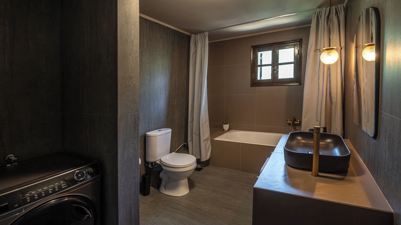 Photo of Bathroom in Artemisia