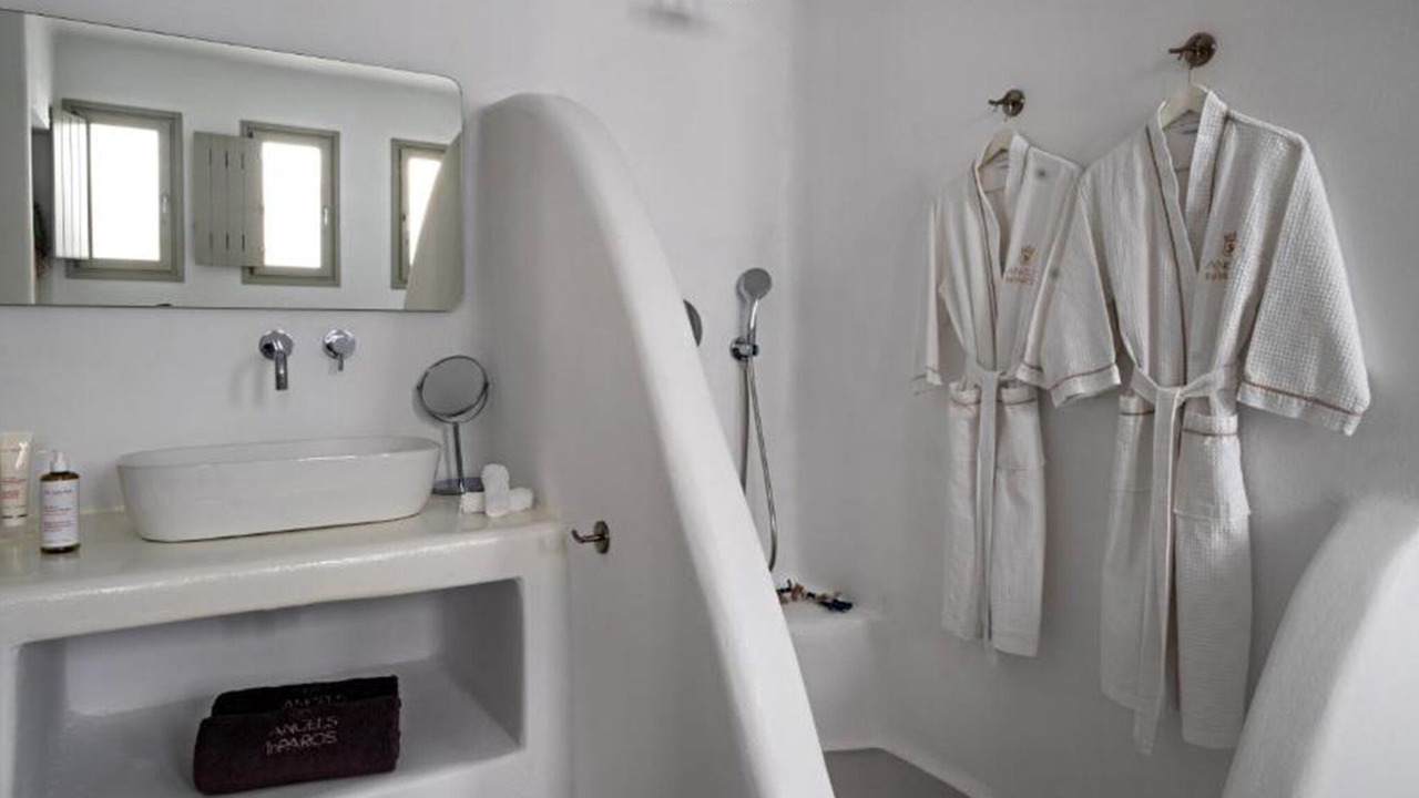 Photo of Bathroom in Naousa