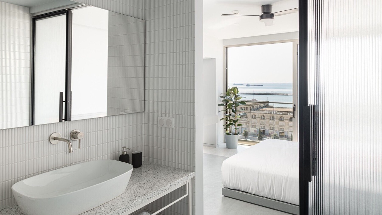 Photo of Bathroom in Ladadika