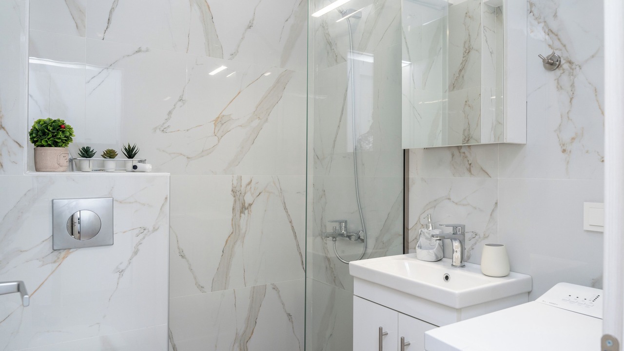 Photo of Bathroom in Ofrinion