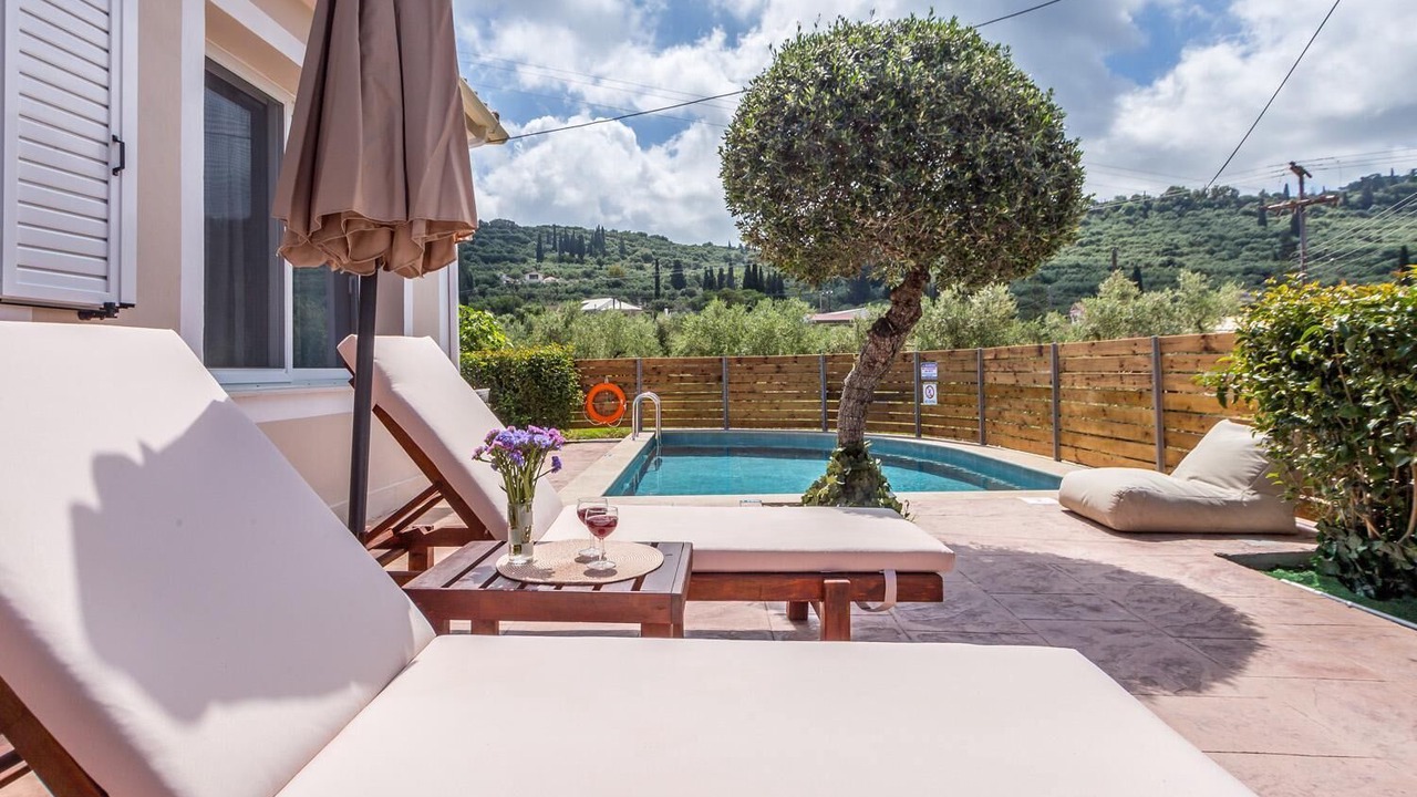 Photo of Outdoor in Alonia