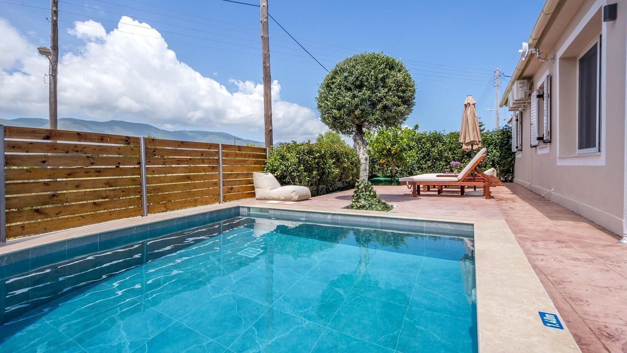 Photo of Outdoor in Alonia