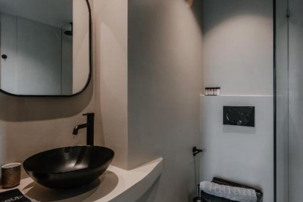 Photo of Bathroom in Plaka