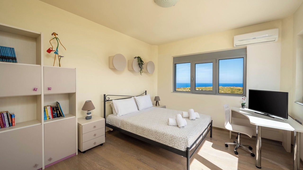 Photo of Bedroom in Kallithea