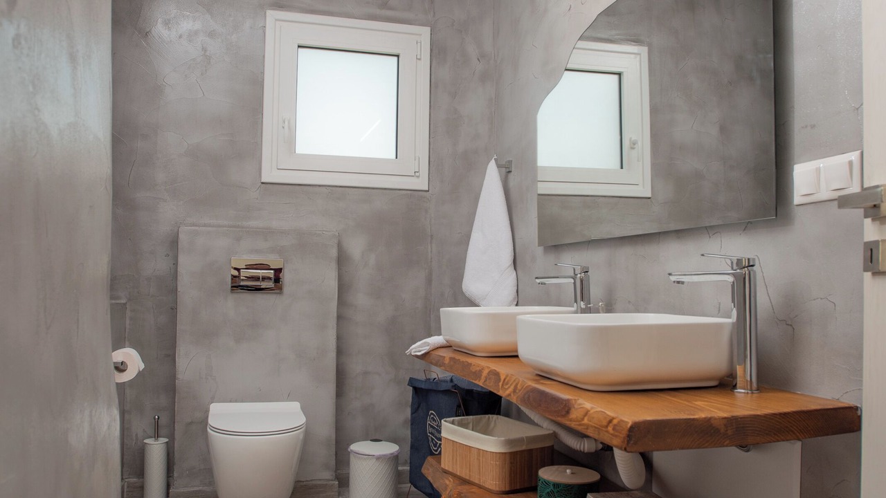Photo of Bathroom in Faistos