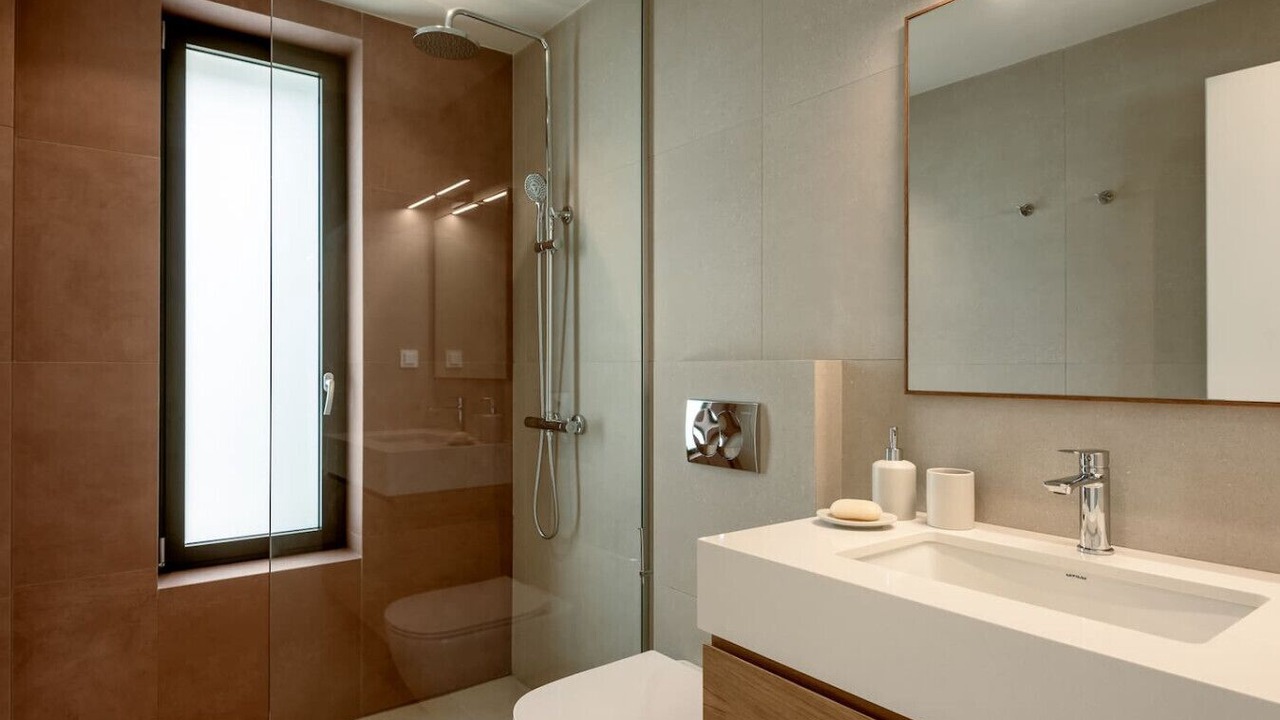 Photo of Bathroom in Pyrgos Psilonerou
