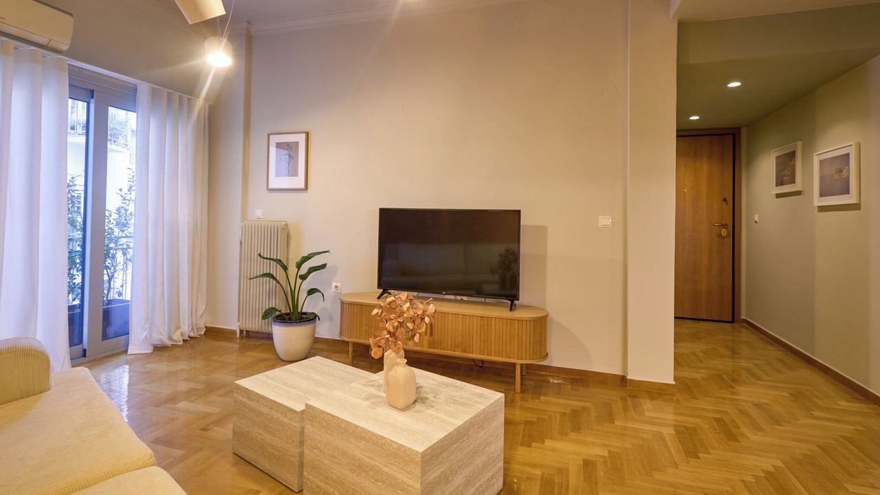 Photo of Livingroom in Ilisia