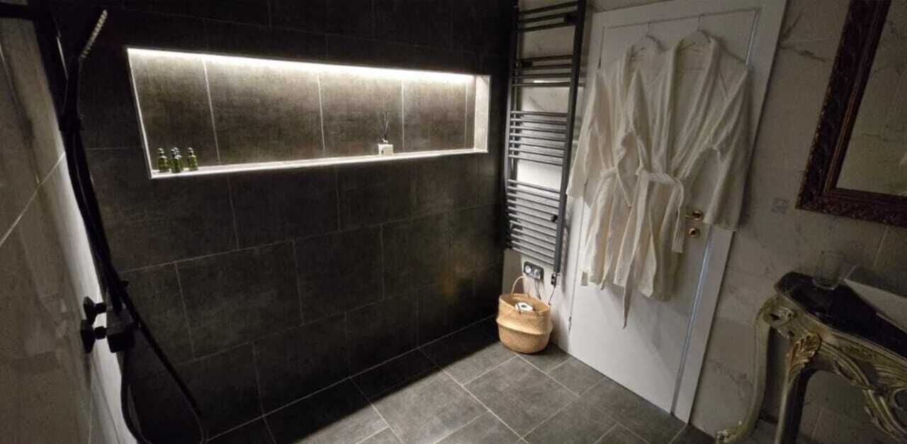 Photo of Bathroom in Saronikos