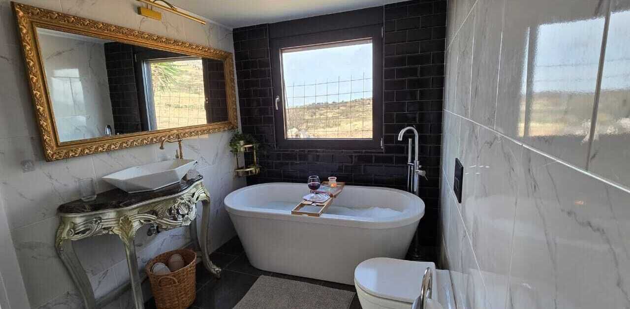 Photo of Bathroom in Saronikos
