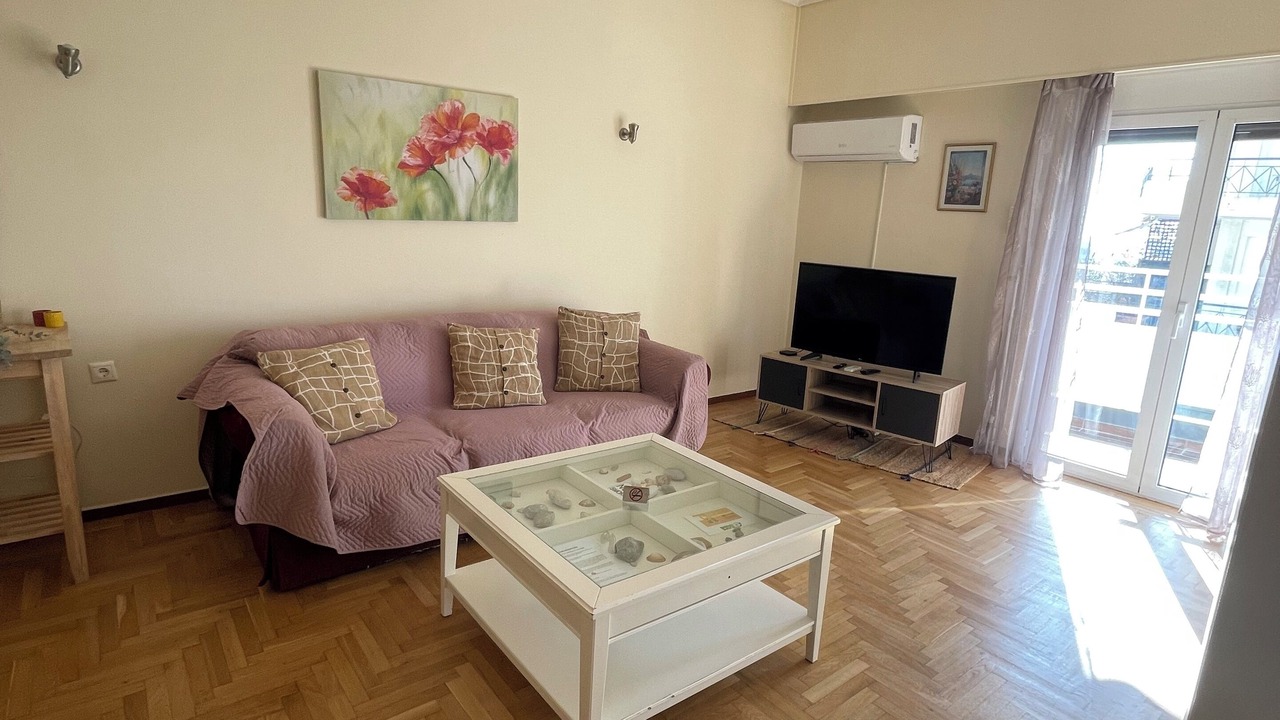Photo of Livingroom in Athens